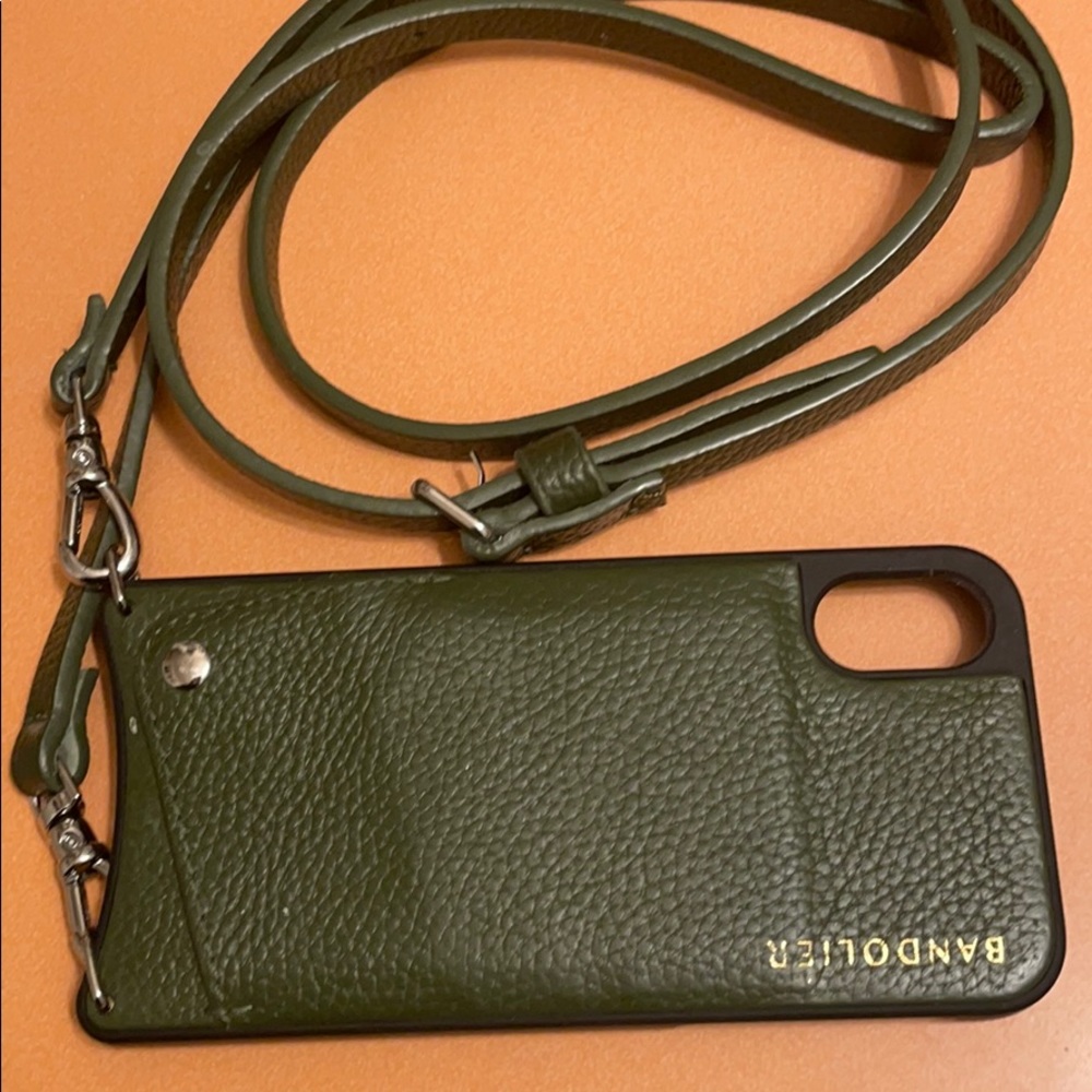 💚iPhone X bandolier case olive green💚